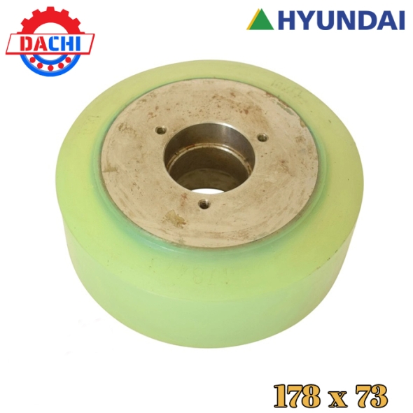 Bánh Xe PU Cho Xe Nâng Chạy Điện HYUNDAI 178 X 73mm